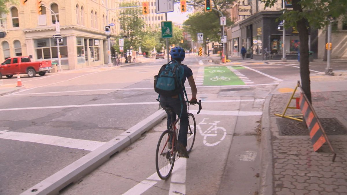 Winnipeg mayor calls for overhaul of bike registry, aims to reduce theft problem - image
