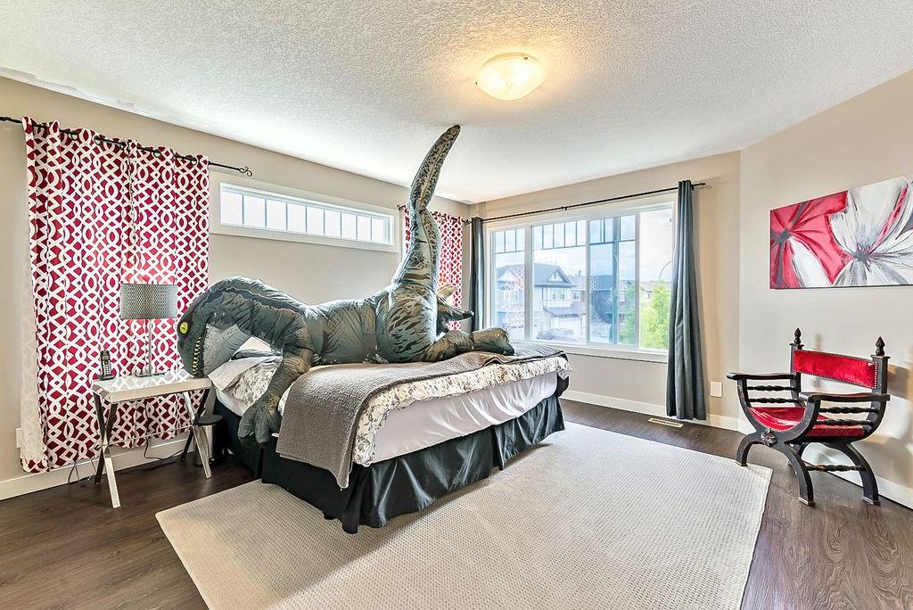 Pictures used by Re/Max for their listing of 41 Cimarron Springs Way in Okotoks, Alta.