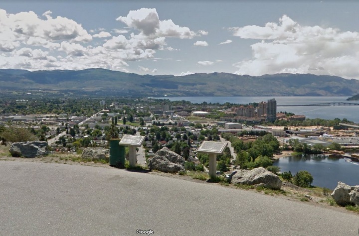 A view of Kelowna and Okanagan Lake from Knox Mountain Park.