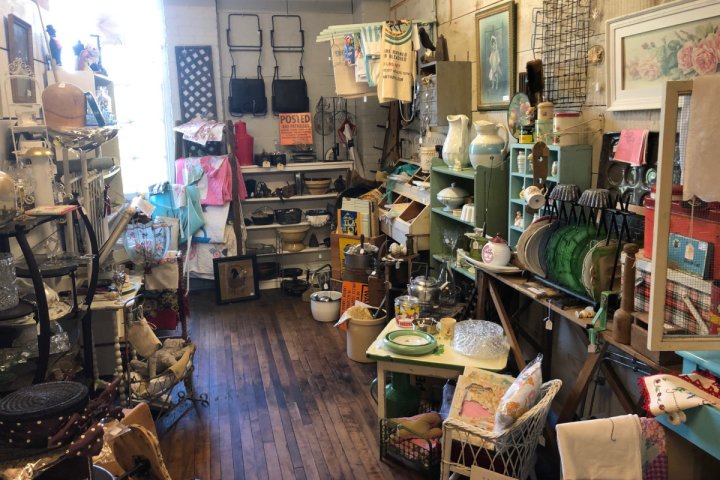 Road trip Ontario: Searching for treasures at antique and vintage ...