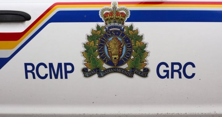 1 person dead, 2 unaccounted for after boat capsizes on Spray Lake Reservoir: Canmore RCMP