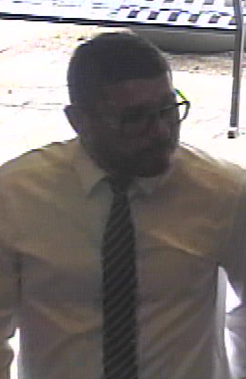 The suspect in a West Vancouver distraction theft on June 29, 2019.