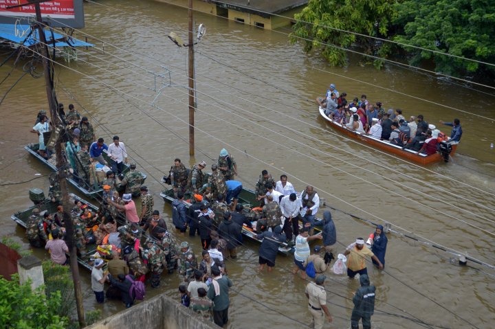 Indian Floods See Death Toll Reach 147 Hundreds Of Thousands Evacuated National Globalnewsca