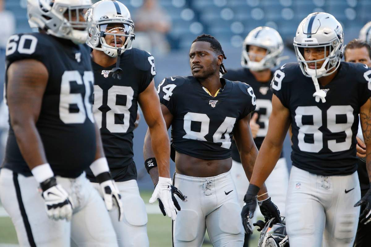 Oakland Raiders’ Antonio Brown (84) gets ready for their NFL game against the Green Bay Packers in Winnipeg Thursday, August 22, 2019.