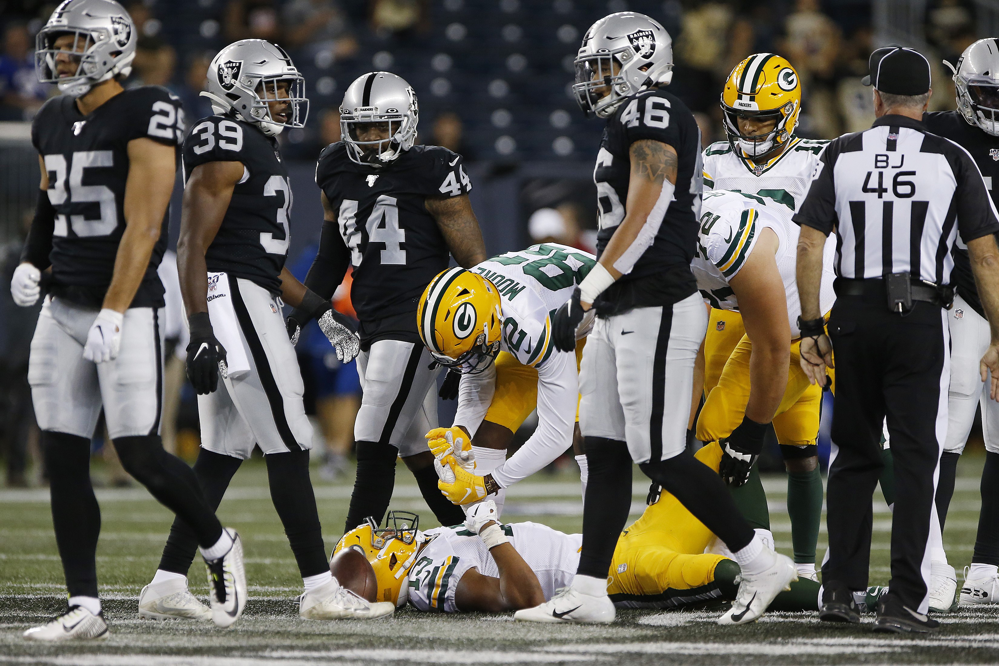 Raiders and Packers Forced to Play Preseason Game on 80-Yard Field