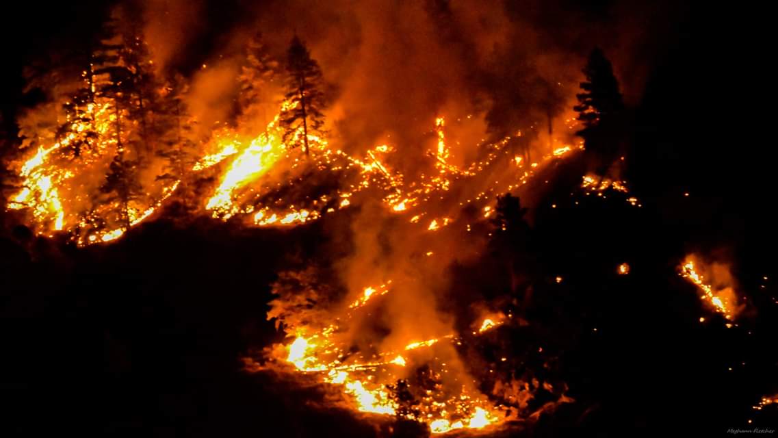 A nighttime view of the Eagle Bluff wildfire north of Oliver on Aug. 8, 2019. 