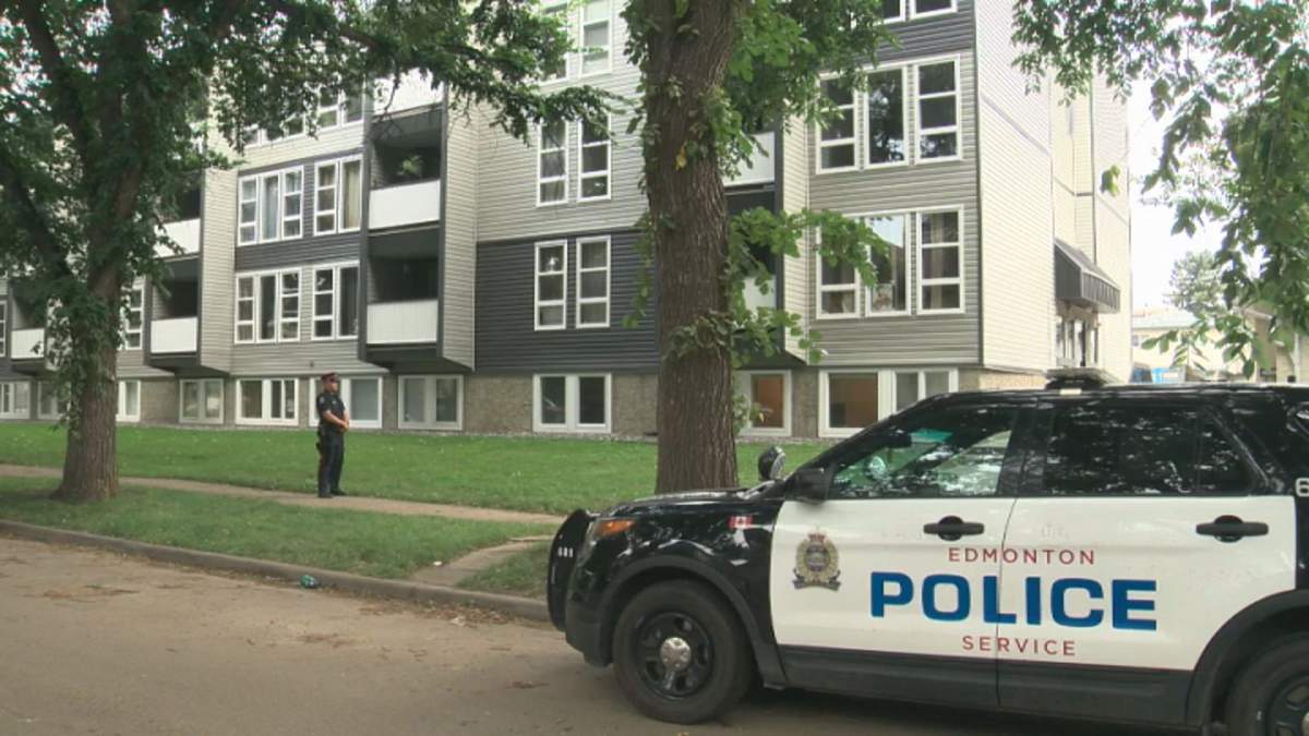 Edmonton police investigate a suspicious death that occurred on Friday, Aug. 16, 2019 in the area of 93 Street and 104 Avenue.