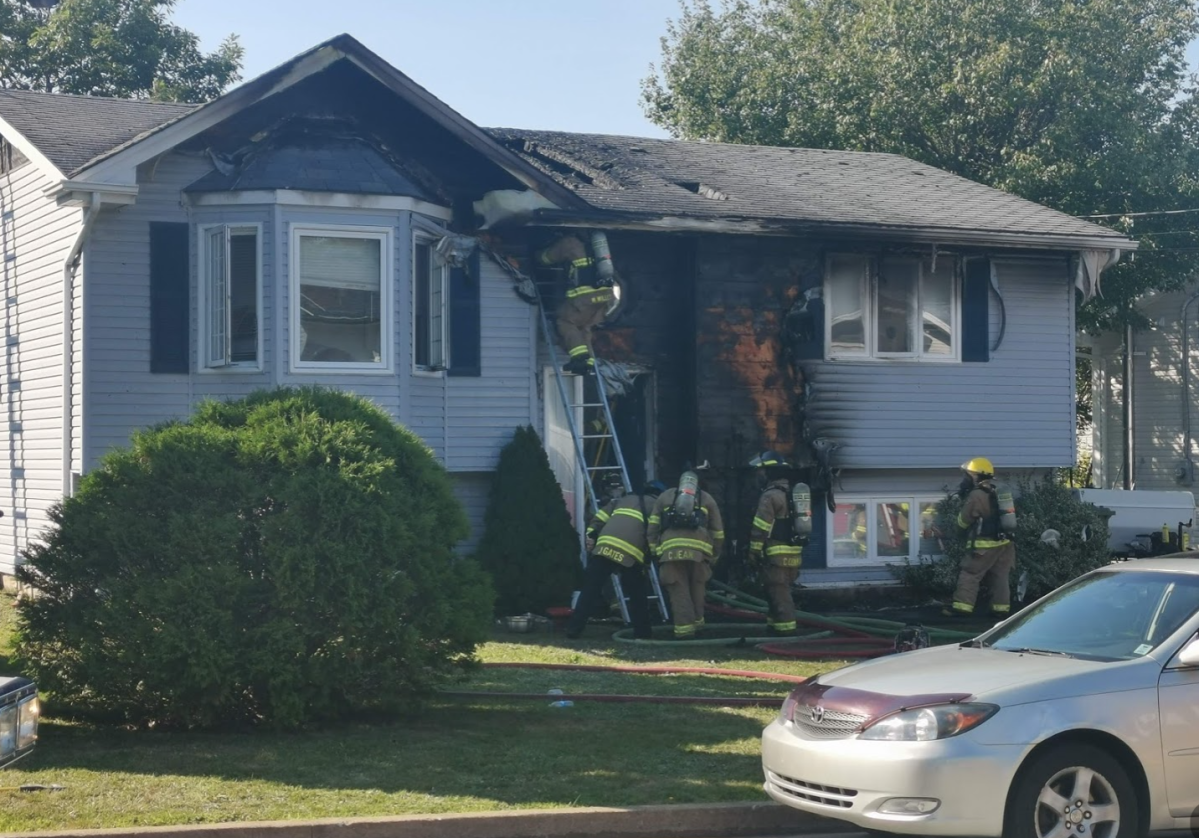 Crews respond to a fire on Ashdale Crescent in Timberlea, N.S., on Saturday, Aug. 17, 2019. 