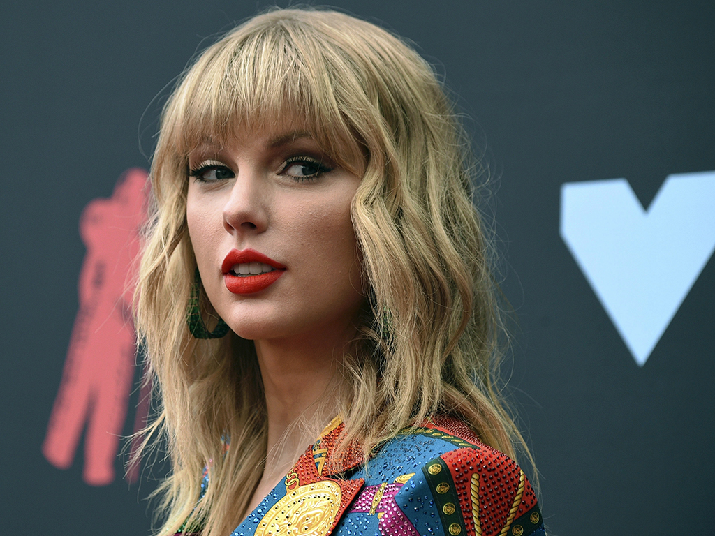 In this Aug. 26, 2019 file photo, Taylor Swift arrives at the MTV Video Music Awards in Newark, N.J.