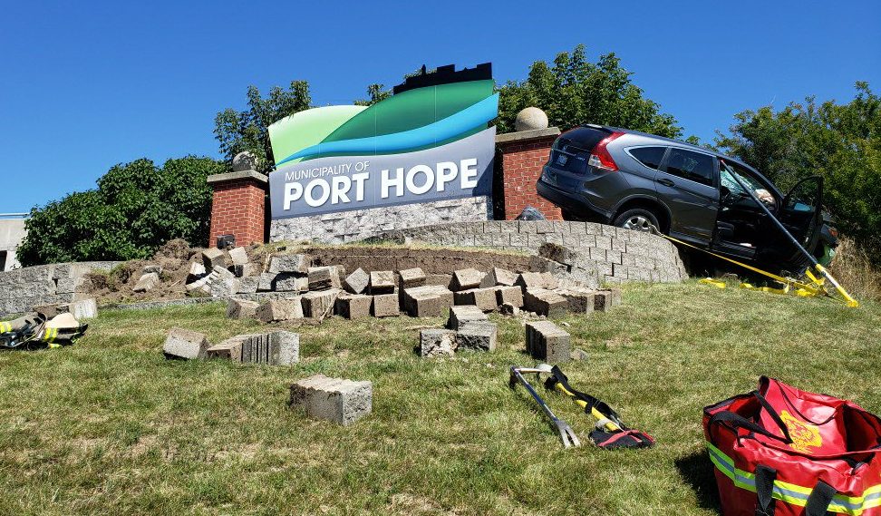 A SUV crashed into the Municipality of Port Hope greeting sign on Monday afternoon.