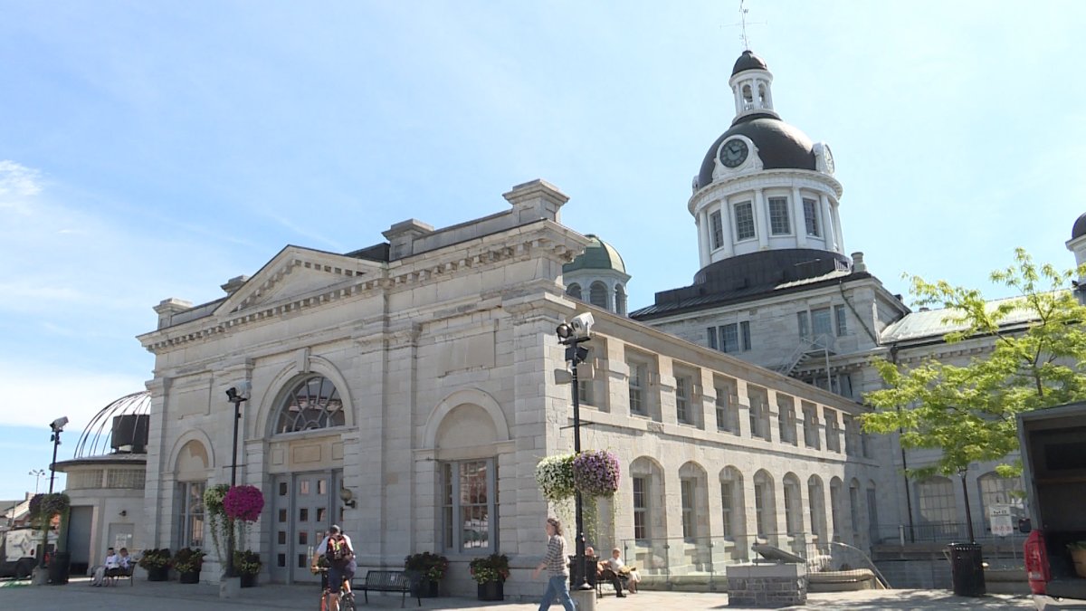 With Thanksgiving weekend set to look different this year, we've compiled a list of safe activities, as well as a list of holiday closures to help you plan your weekend in Kingston.