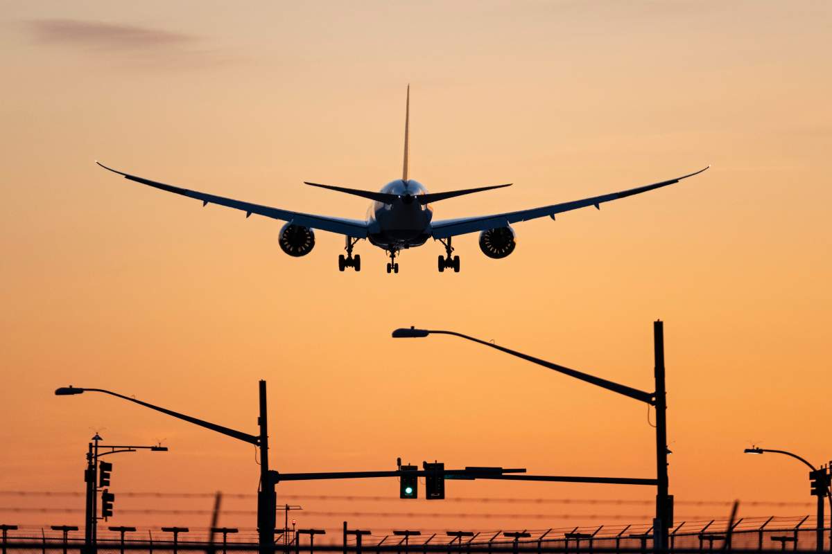 Federal parties are taking a number of steps to limit the environmental impacts of their campaigns.