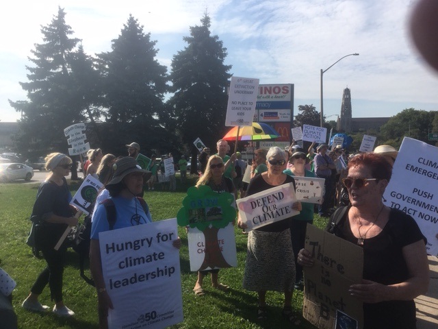 Hamilton marchers demand climate action - image