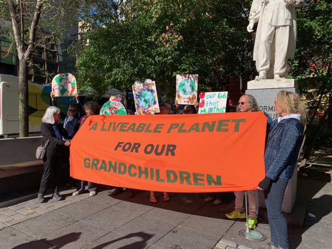 Seniors striking for a better planet for their grandchildren.