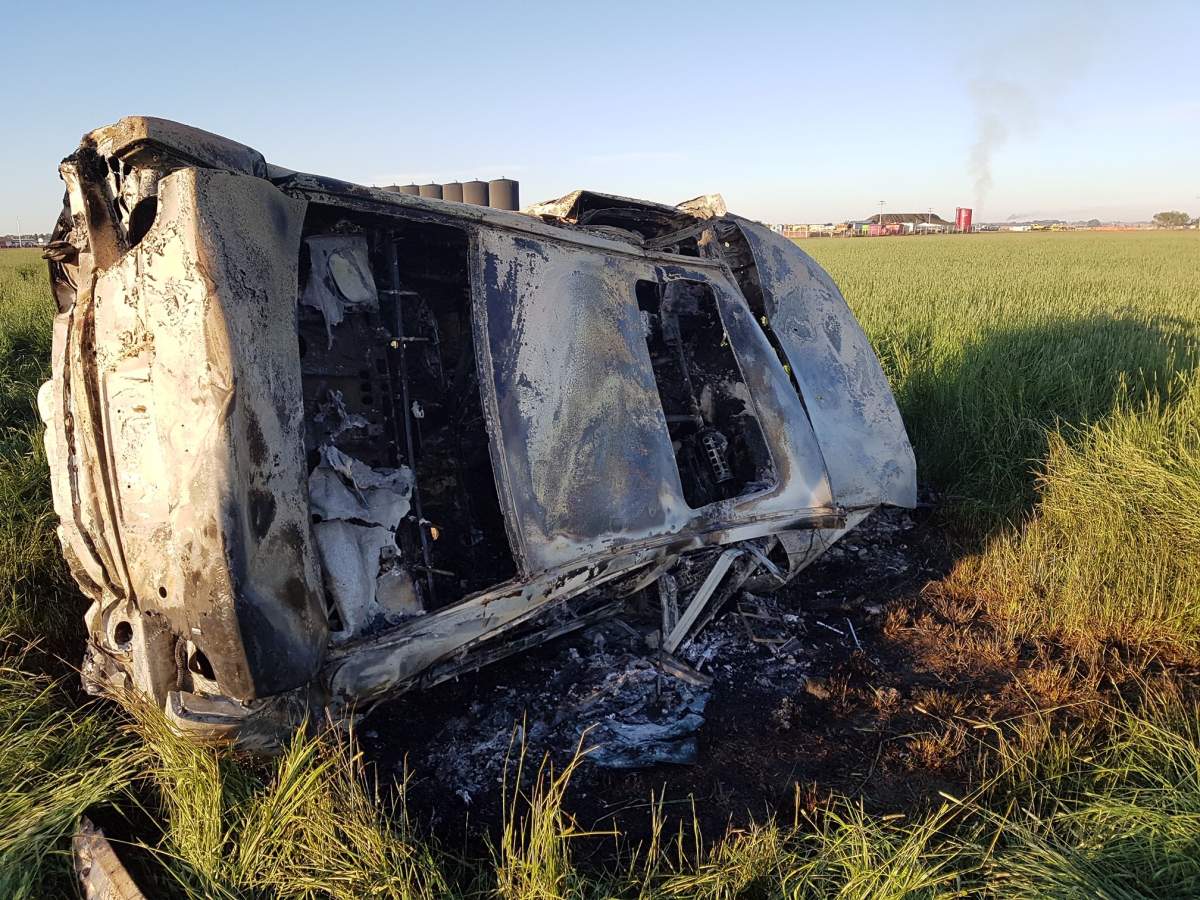 A man died early Thursday in a rollover crash near Coaldale.