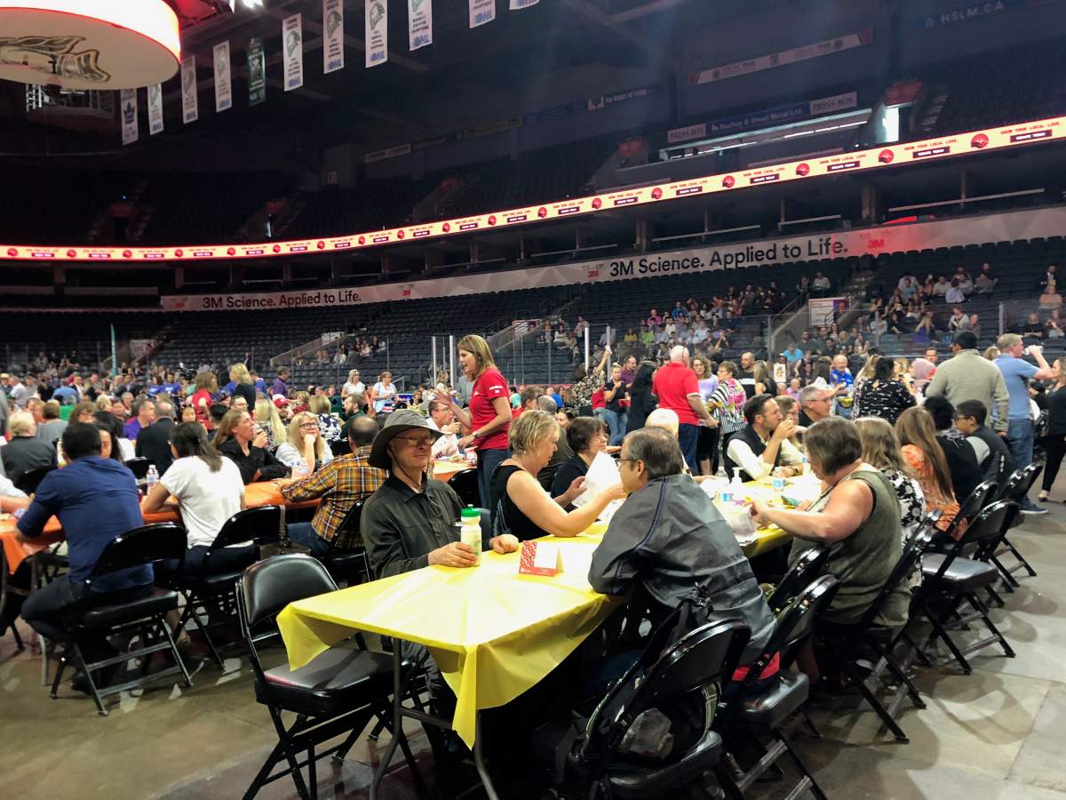 People at Untied Way of Elgin and Middlesex 2019  3M Harvest Lunch at Budweiser Gardens.