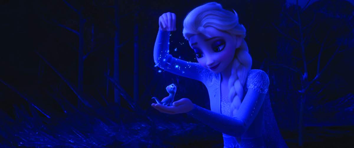 Bruni and Elsa in ‘Frozen 2.’ © 2019 Disney. All Rights Reserved.