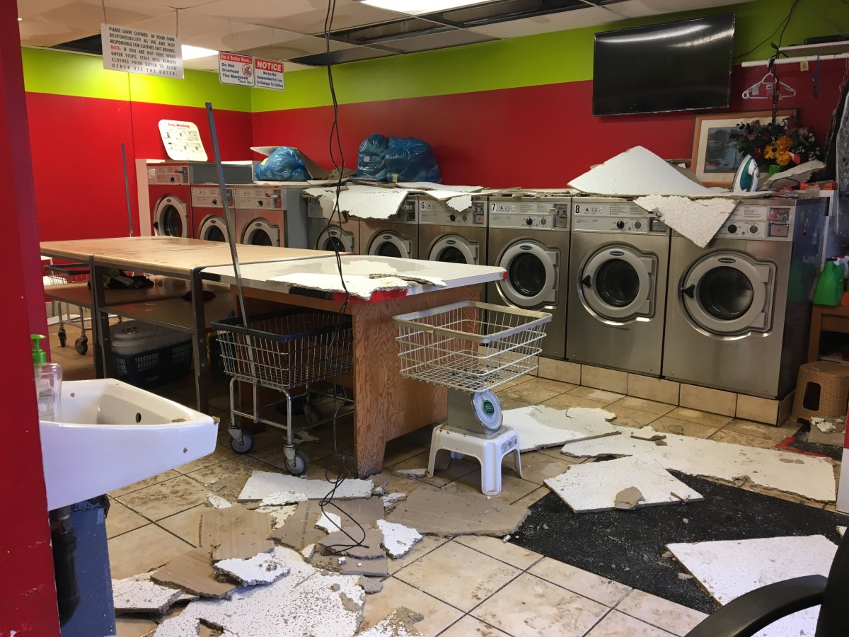 Downtown Edmonton water main break floods businesses ‘It’s madness