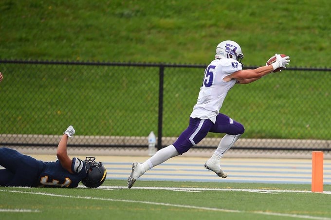 Western Mustangs come back against Windsor and roll to 6-0 record - image