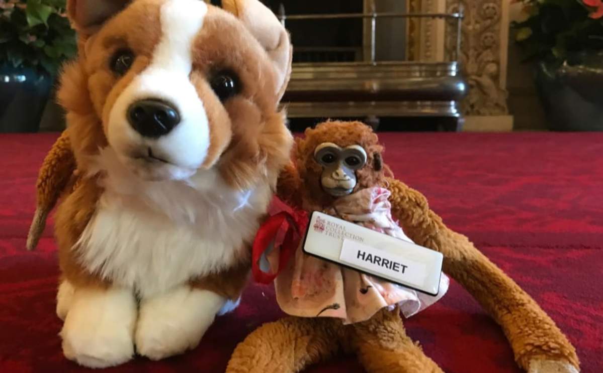 Katie Hart's daughter forgot her toy monkey during a Buckingham Palace tour.