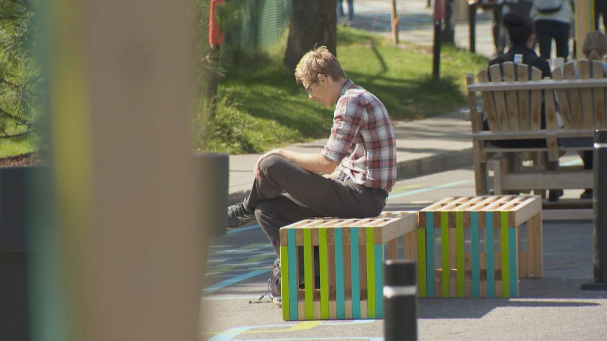 Borough officials say the Côte-des-Neiges needs more public open spaces to help build a more social atmosphere in the community .