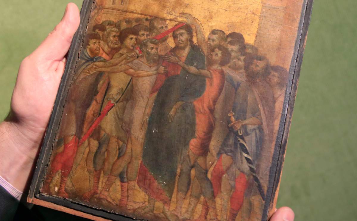A 13th-century painting by Italian artist Cimabue was found in an elderly woman's home in Compiegne, France.
