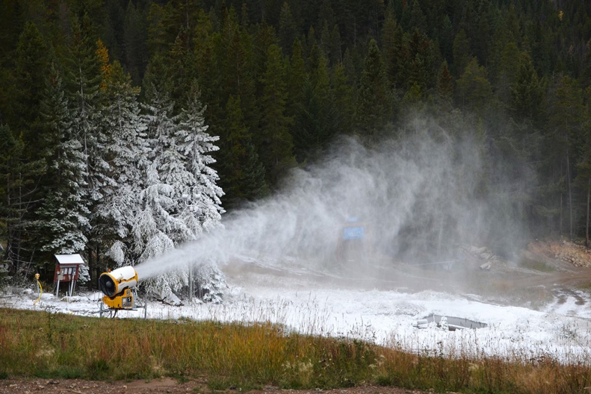 Sunday marked Calgary’s snowiest September day in history | Globalnews.ca