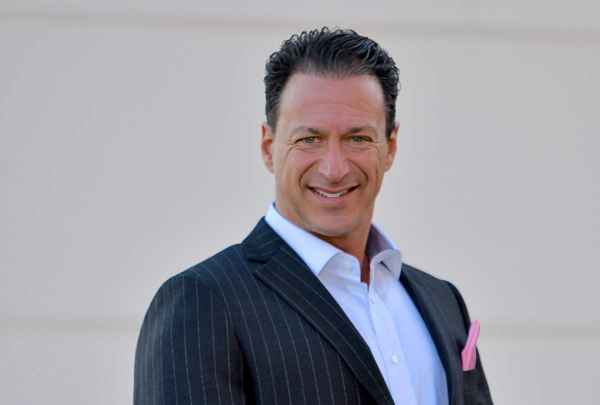 Robert Siciliano.