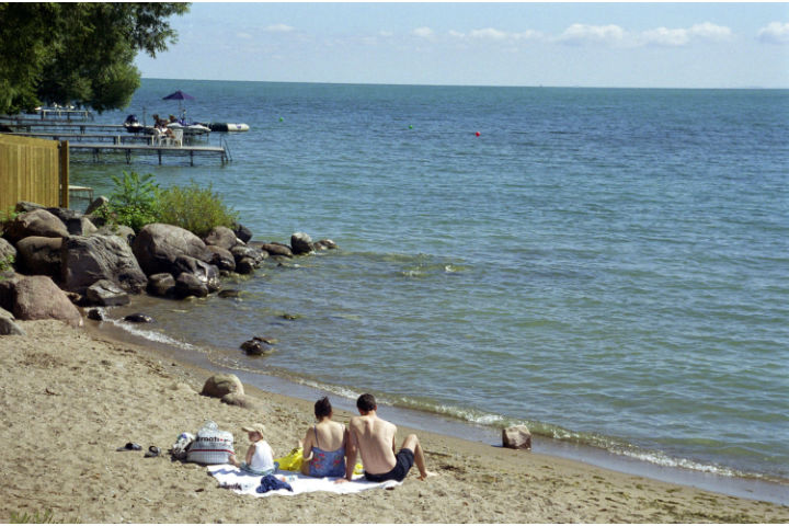 L"We are working very hard to reopen our beaches so residents can enjoy them," Innisfil Mayor Lynn Dollin said in a statement.
