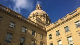 Continue reading: Alberta’s public sector size, pay ‘not outstanding’ compared to other provinces: Parkland Institute