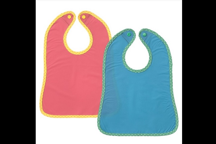 The MATVRA children’s bib sold at Ikea is being recalled due to a possible choking hazard. (Courtesy: Health Canada)