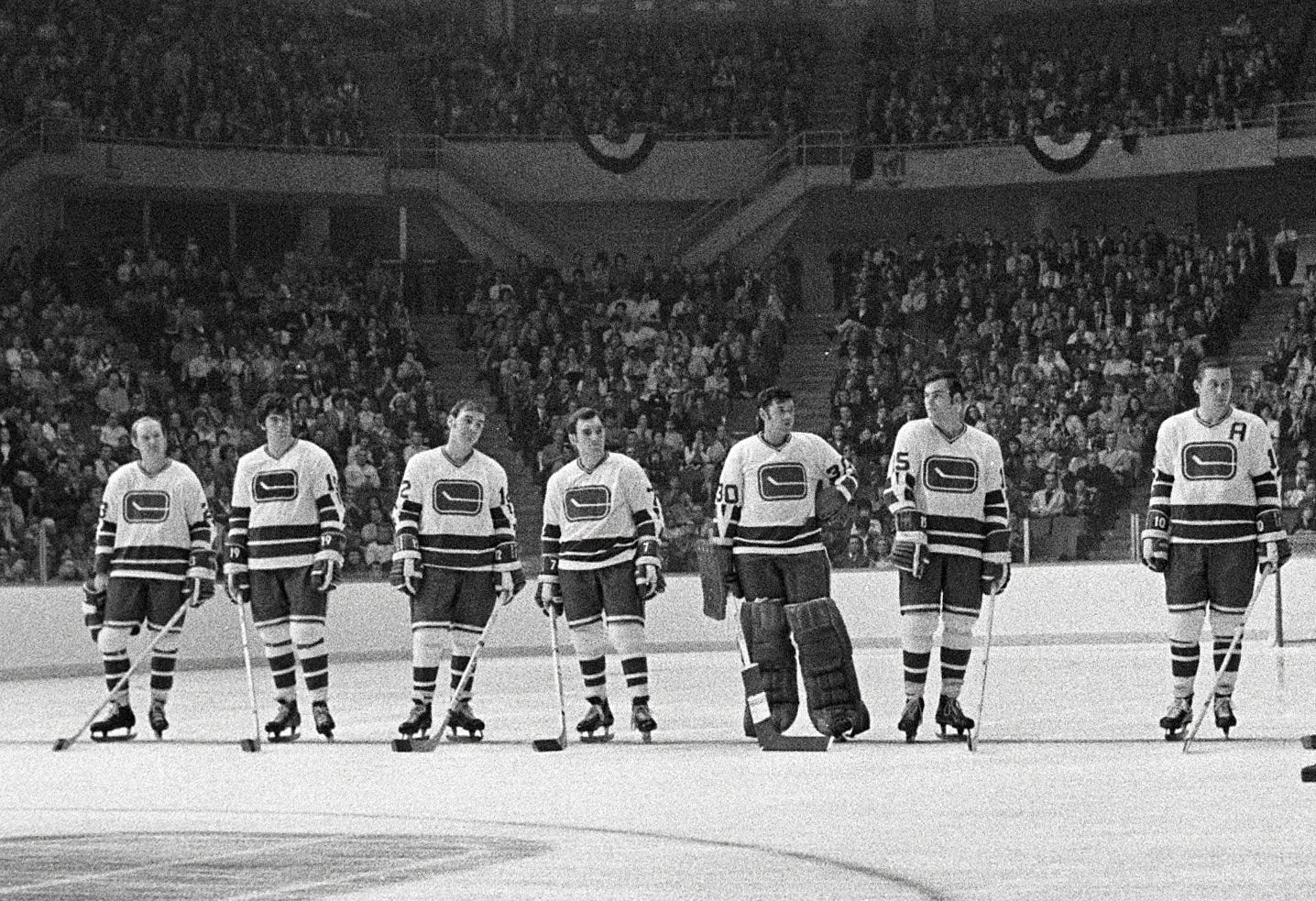 The 1969-70 Vancouver Canucks of the Western Hockey League, the