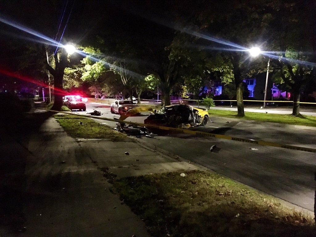 Police close off part of Connaught Avenue as it investigates single-vehicle crash.