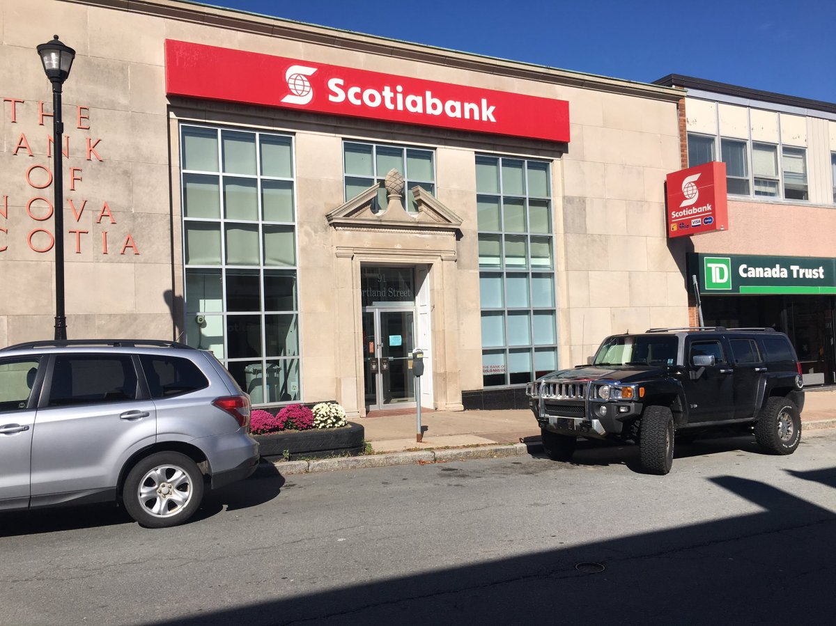 Halifax Regional Police are investigating a robbery at the Scotiabank located at 91 Portland Street.