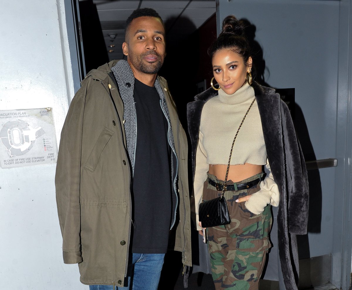 Actress Shay Mitchell (R) and Matte Babel attend a basketball game between the Los Angeles Clippers and the Atlanta Hawks at Staples Center on Jan. 8, 2018 in Los Angeles, Calif.