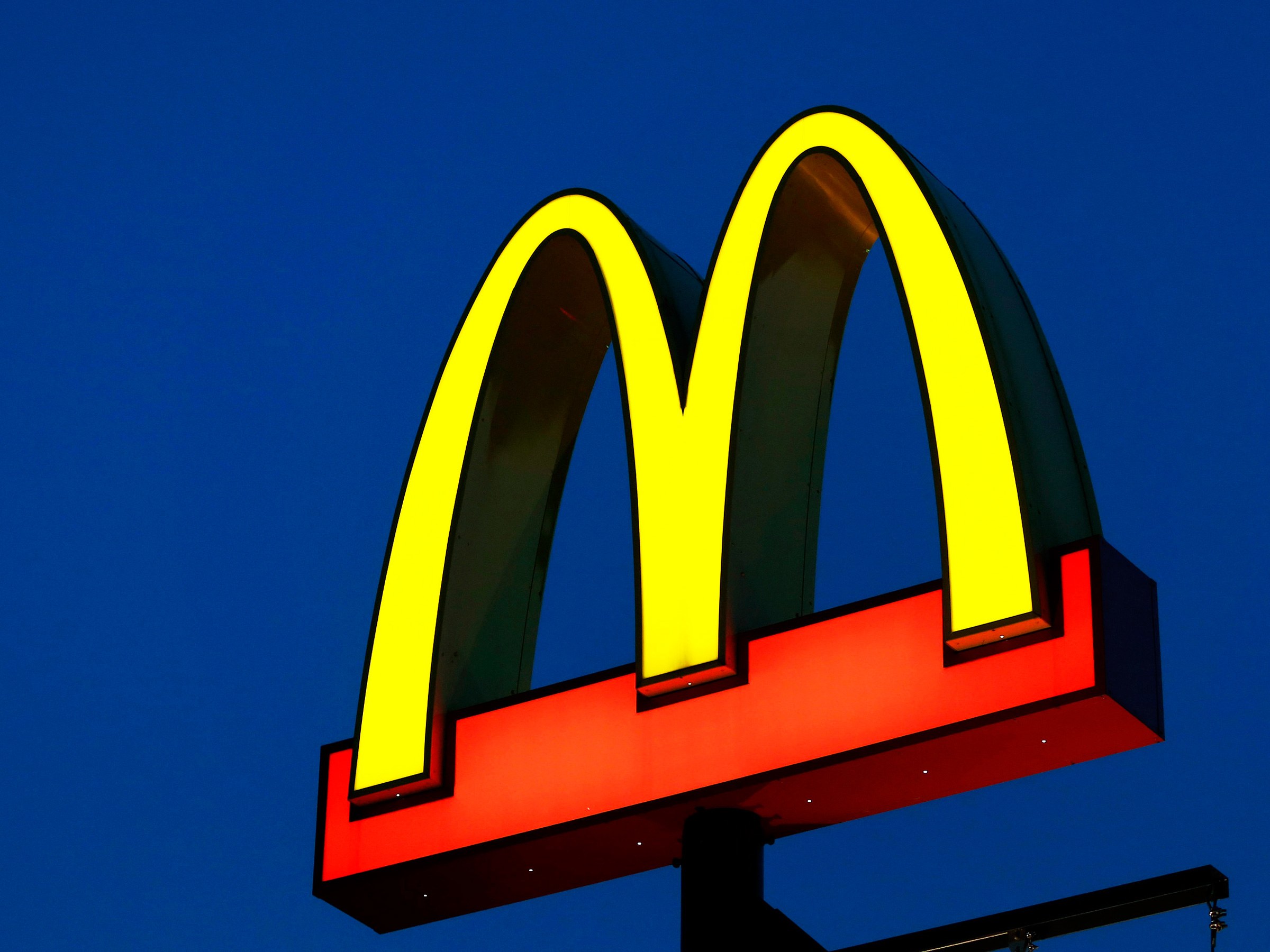 Second McDonald’s Exec Leaves After CEO Was Fired Over Consensual ...