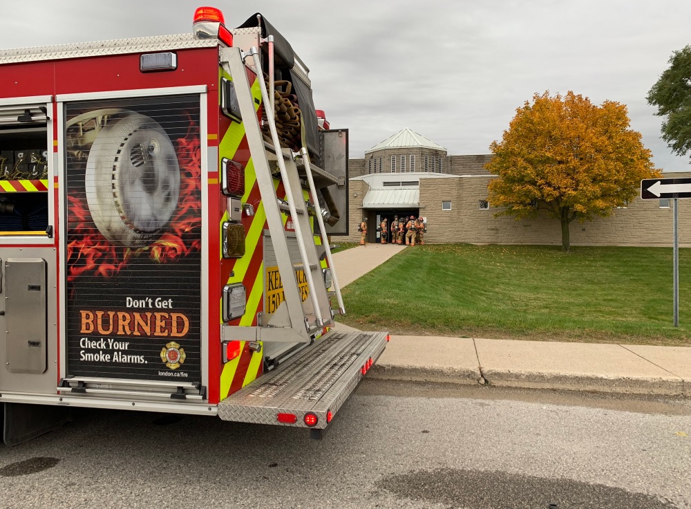 London fire crews responded to a small electrical fire at Regina Mundi Catholic High School Tuesday morning.