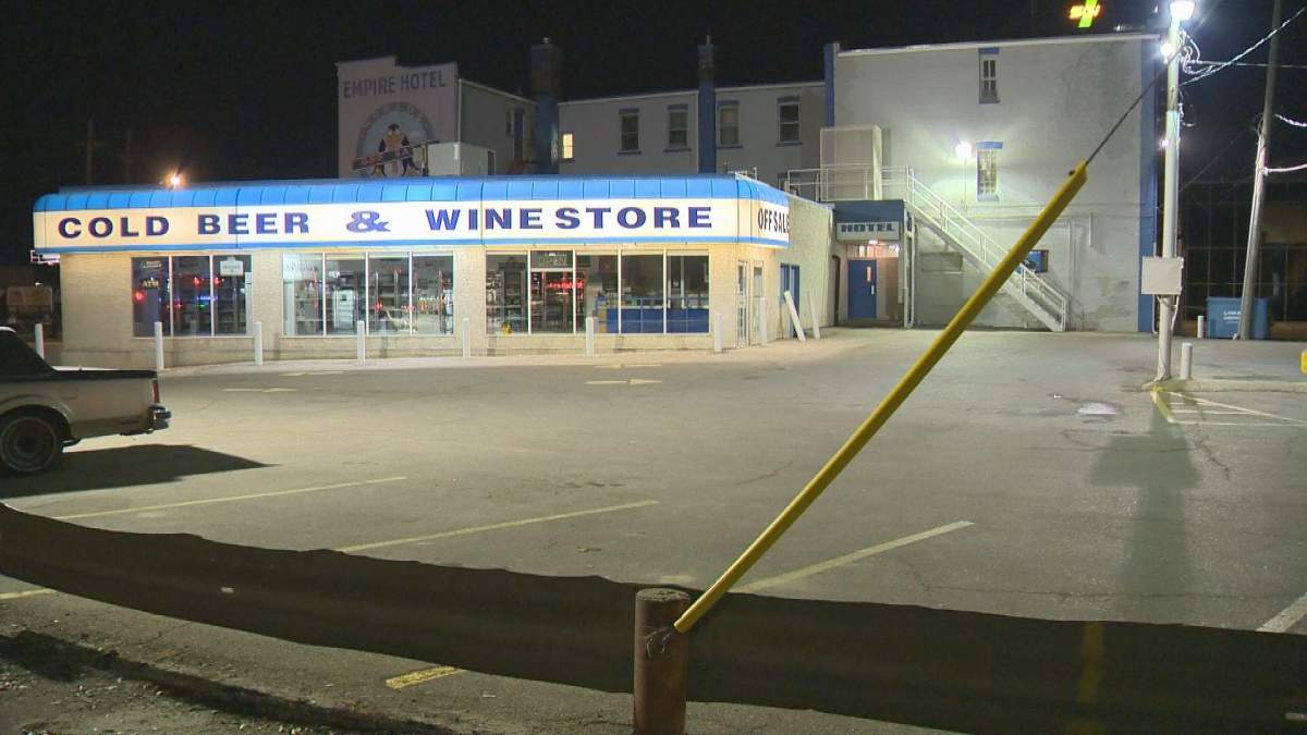 Regina police are looking for three male suspects, believed to be in their 30s, following an alleged robbery and assault on Wednesday morning. 