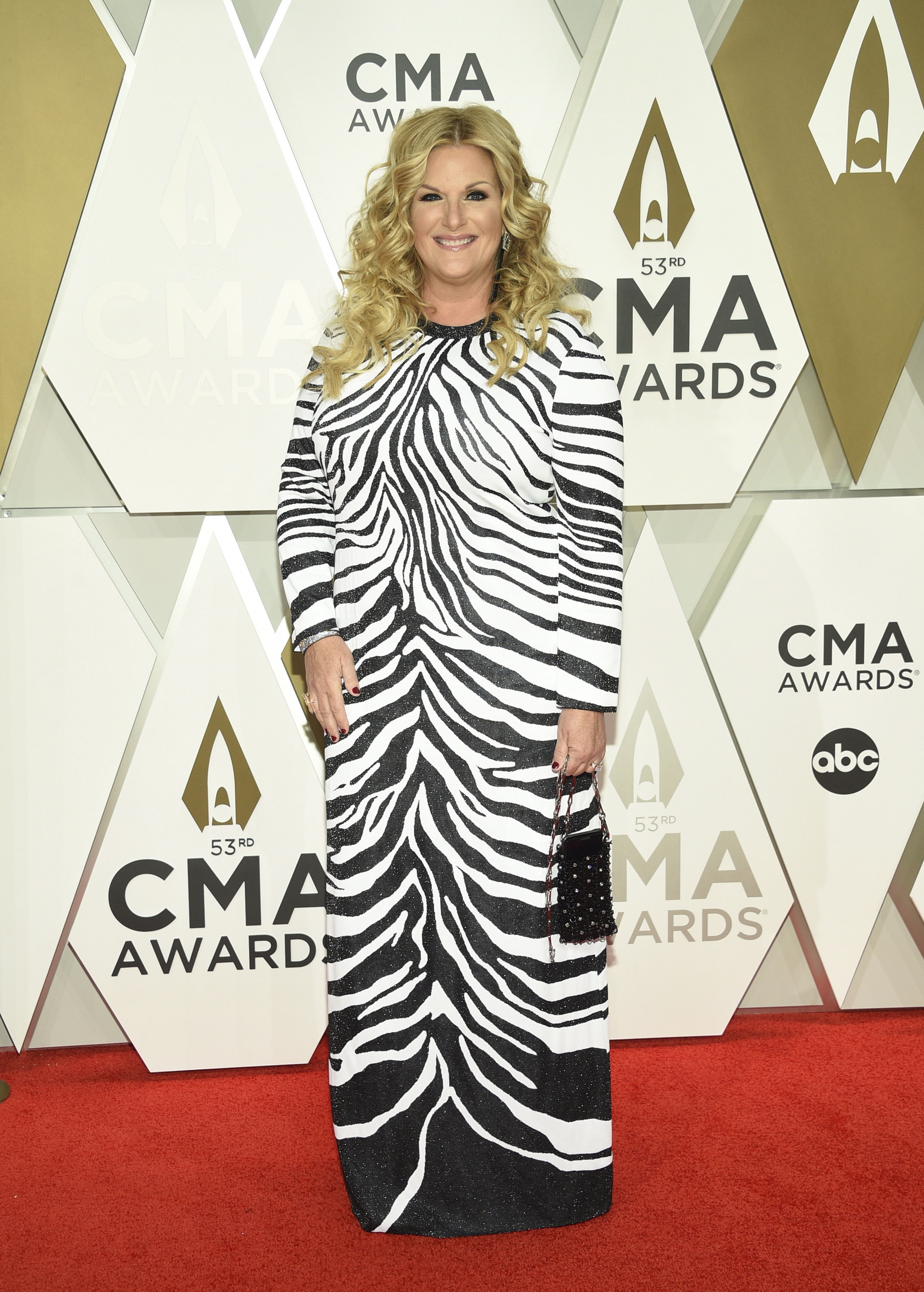 2019 CMA Awards: The best and worst looks from country music's red carpet -  National