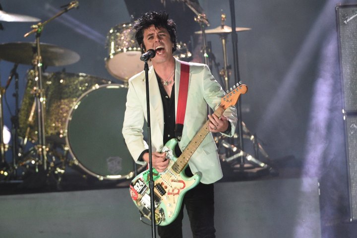 Green Day’s Billie Joe Armstrong says he’ll ‘renounce’ U.S. citizenship over Roe v. Wade