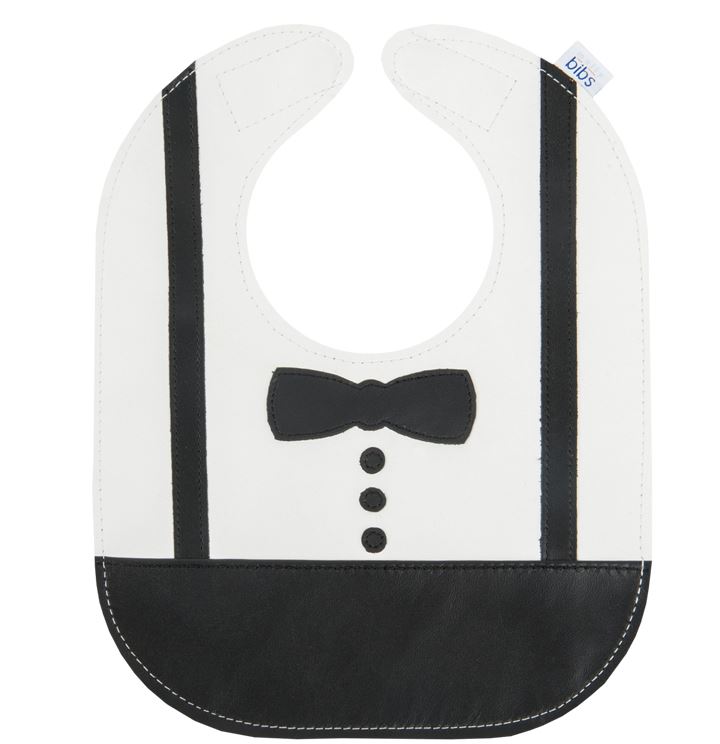 We can all appreciate a good Canadian-made product. From locally-made leather goods from the One of a Kind show in Toronto to handmade items from Etsy across the country, Canada has a ton to offer this holiday season. You can stick with Canadian classics or opt for something more unique.