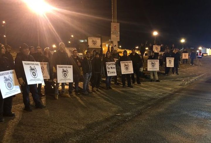 About 3,200 Canadian National Railway conductors, trainpersons and yard workers are on strike after the union and company failed to reach a deal by the midnight deadline. Photo taken in Edmonton on Nov. 18, 2019.