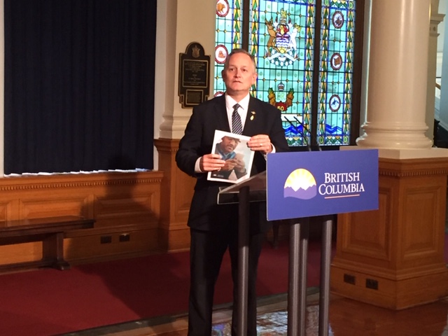 MLA Bob D'Eith has been appointed to push Federal Government for better cellphone rates.