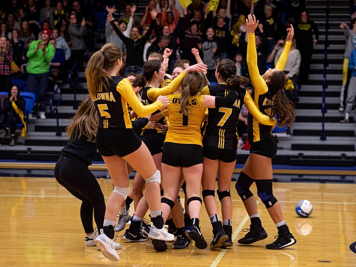 UPDATE Kelowna girls capture second consecutive B.C. 4A volleyball