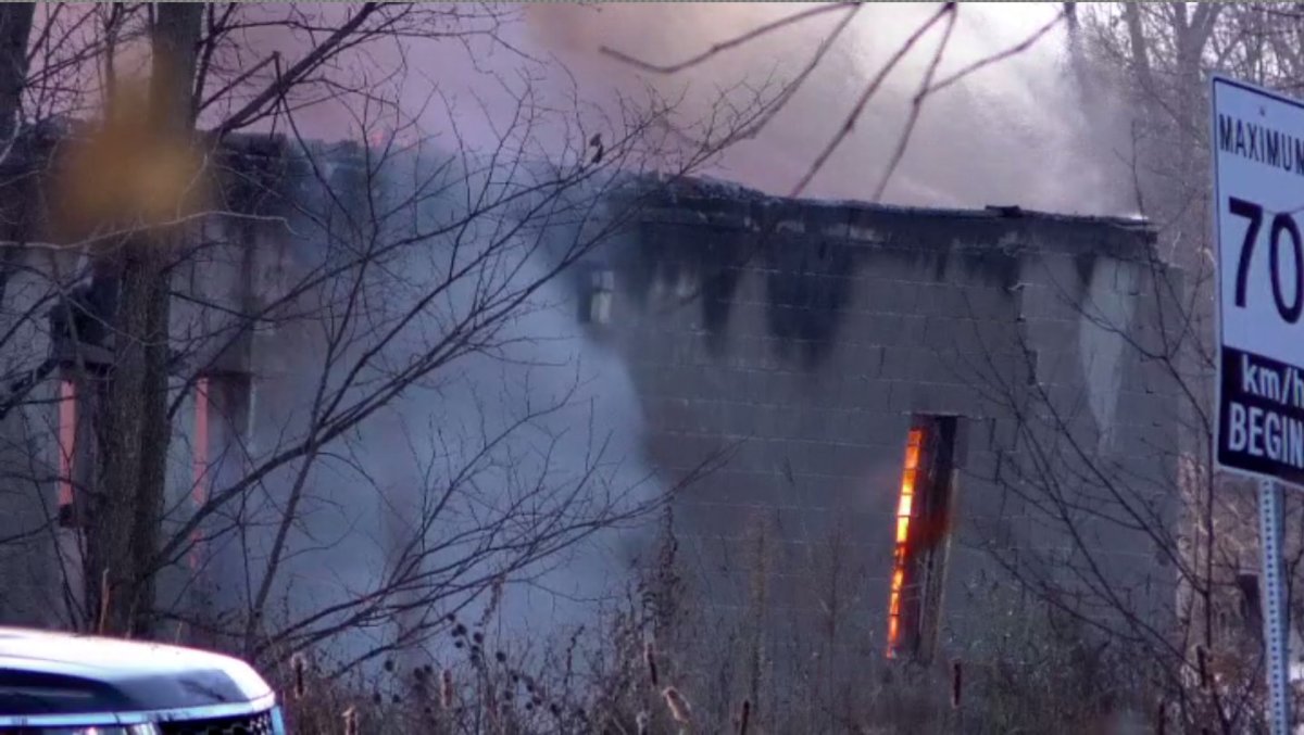 Police, fire marshal investigating after body found in rural Niagara