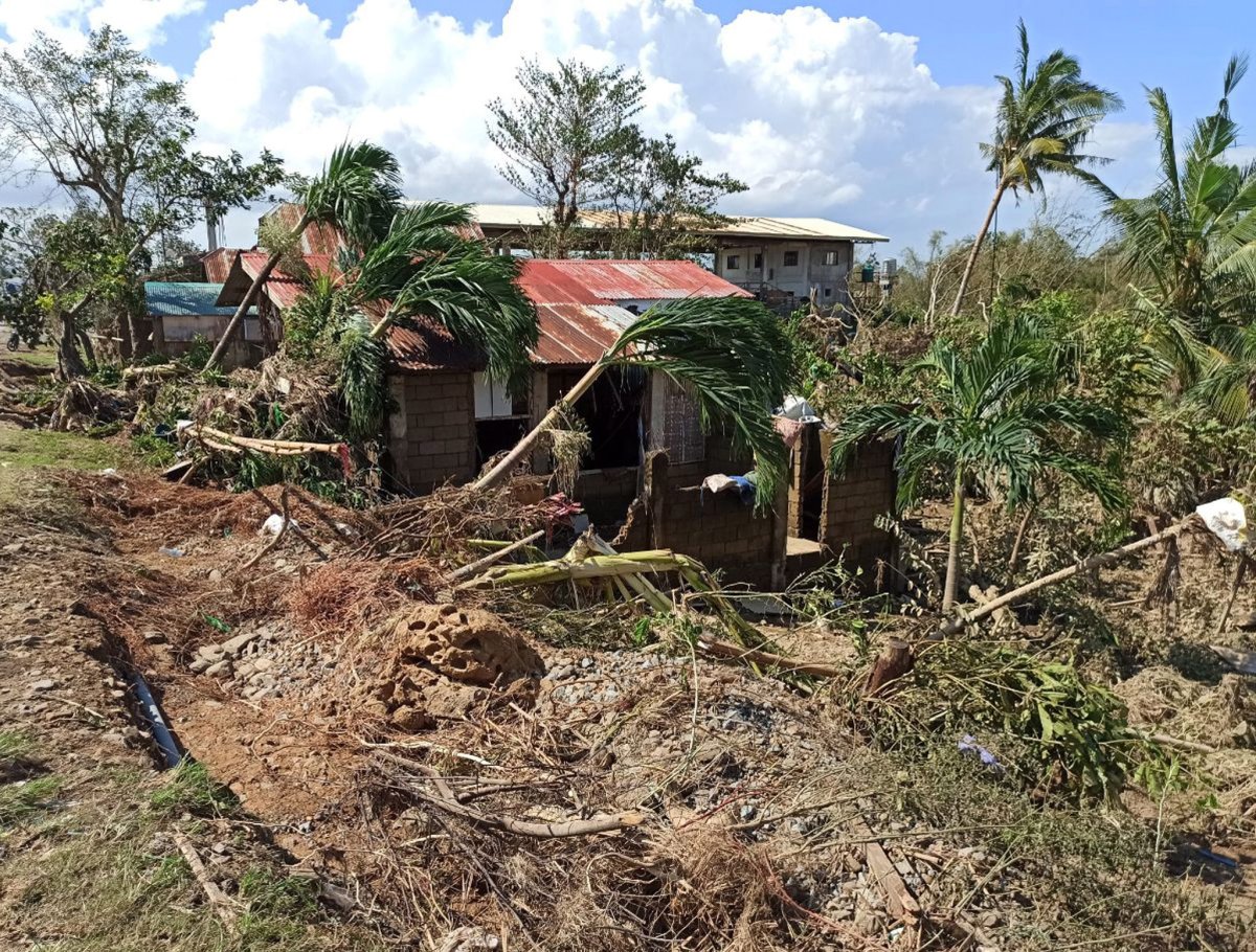 28 dead after Typhoon Phanfone surges through the Philippines on ...