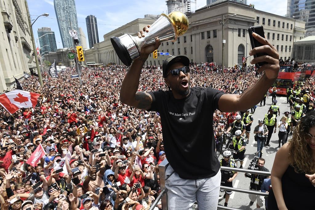 ‘one Team One Country Toronto Raptors Named Canadian Press Team Of The Year Globalnewsca