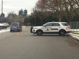 Continue reading: Ongoing police incident on Kelowna’s Highland Drive ‘no threat to the public’: RCMP