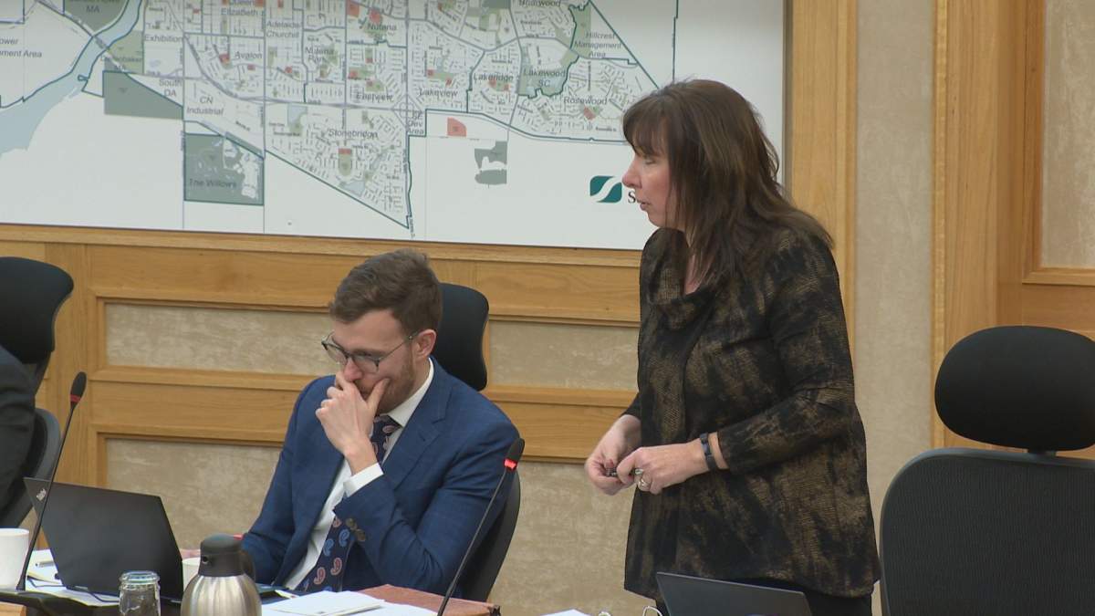 Ward 3 Coun Ann Iwanchuk speaks against the 9th Street E closure at city council on Monday.