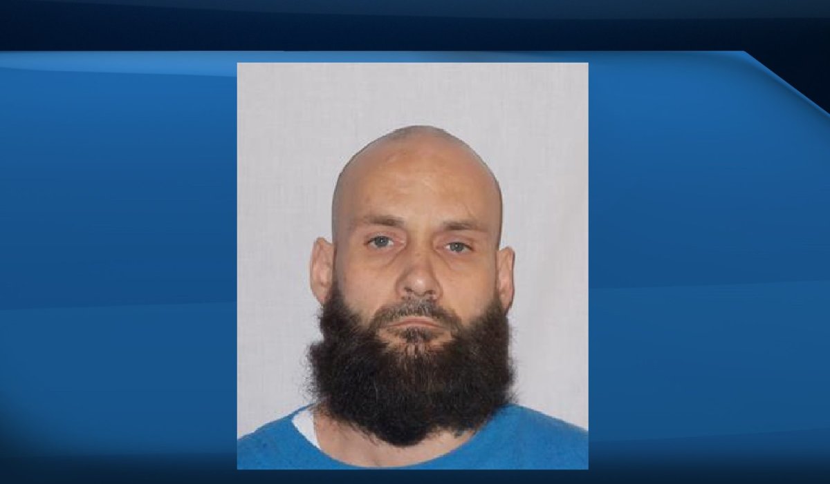 Ontario Provincial Police are looking for Kenneth Peever, a federal offender known to frequent Ottawa.